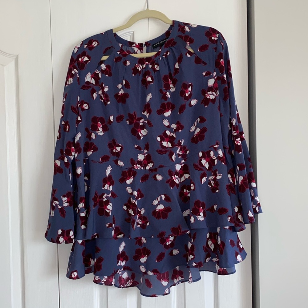 Lane Bryant peplum top with 3/4 flare sleeves